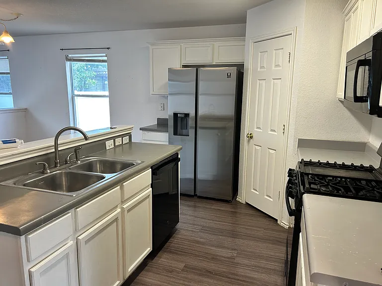 1414 Colorado Bend Dr — Photo 8