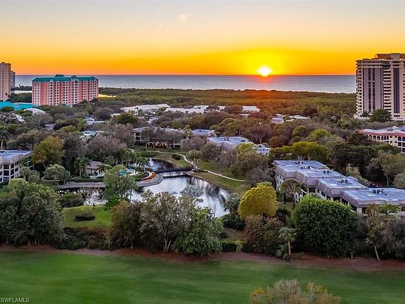 3rd image of 5970 Pelican Bay Blvd APT 515