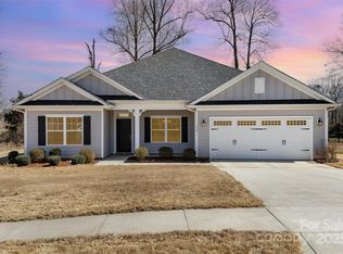 156 Sugar Hill Rd, Troutman, NC 28166