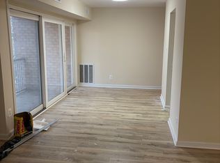 2911 Charing Cross Rd APT 16, Falls Church, VA 22042