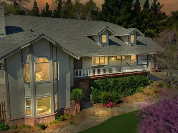 1325 Desmond Ln, Newcastle, CA 95658