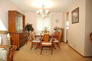 4th image of 509 Janine Ln