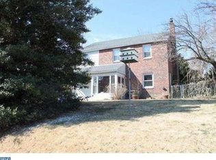 8416 Ridge Ave, Philadelphia, PA 19128