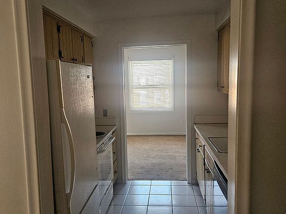 2nd image of 19646 Fleetwood Dr #12