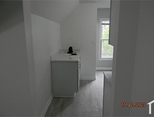 4th image of 238 Frank Ave