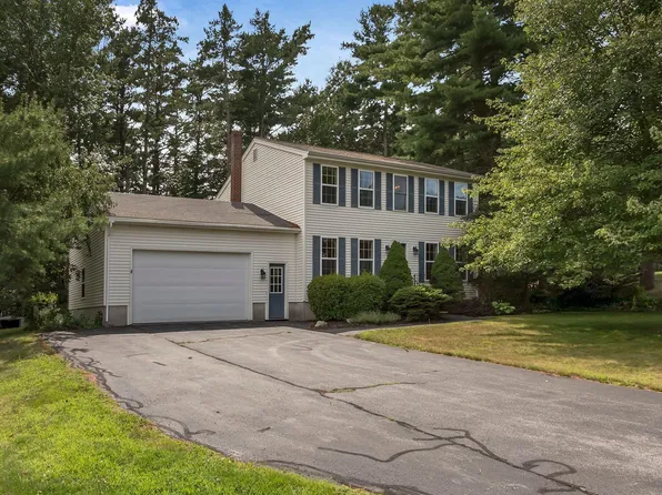 27 Hickory Drive, Brunswick, ME 04011