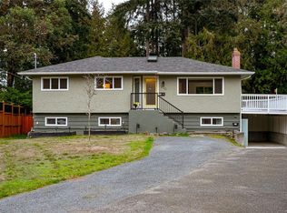 570 Cedarcrest Dr, Colwood, BC V9C 1M3
