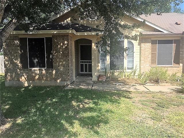 1st image of 218 Quail Cir