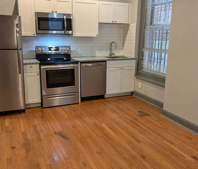 608 N 1st St — Photo 5