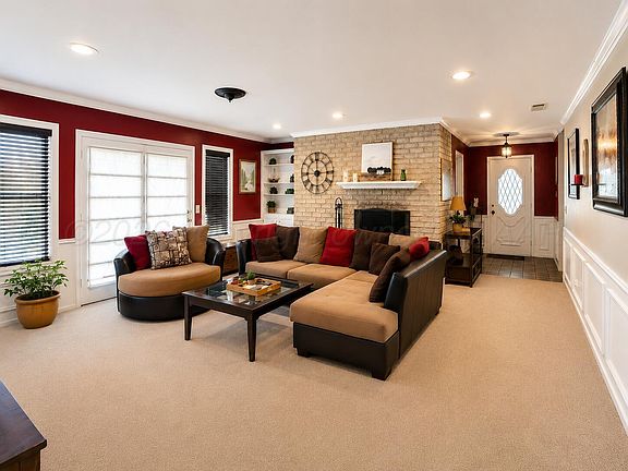 2nd image of 6409 Andover Dr