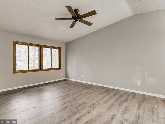 4th image of 13374 Linwood Forest Cir N
