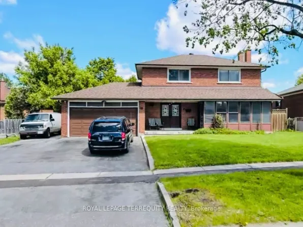 28 Keegan Cres, Toronto, ON M3J 1G2