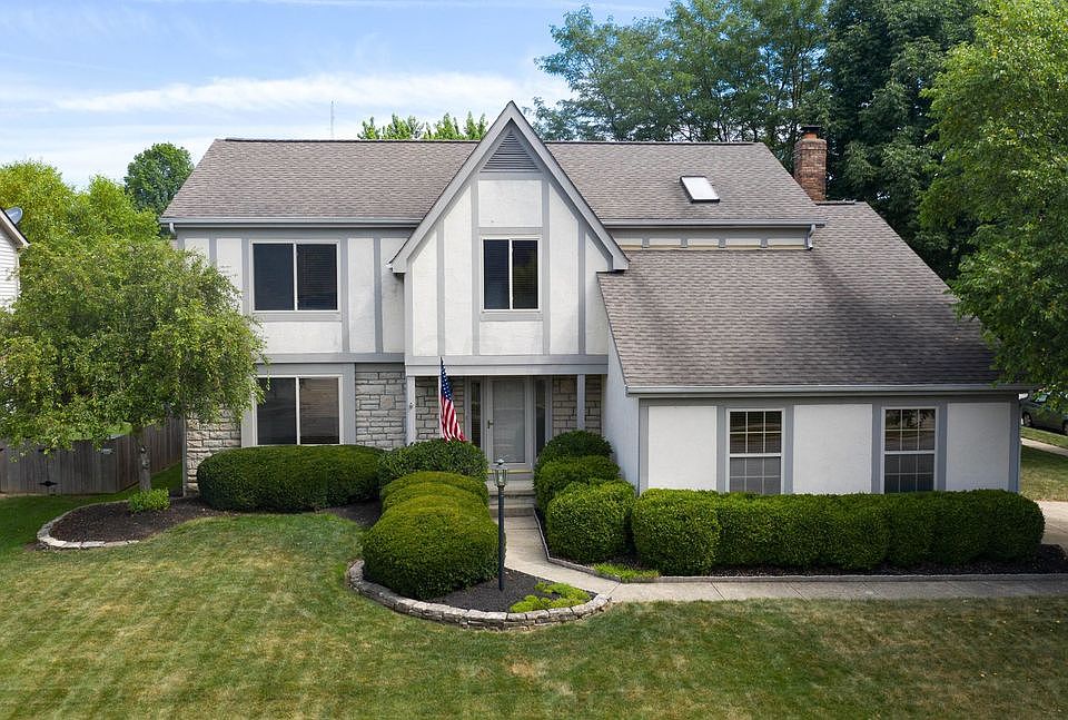 1st image of 810 Mountainview Dr