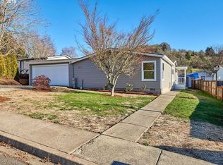 704 NE Bockes Loop, Sheridan, OR 97378