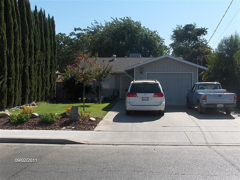 2nd image of 345 N 15th St