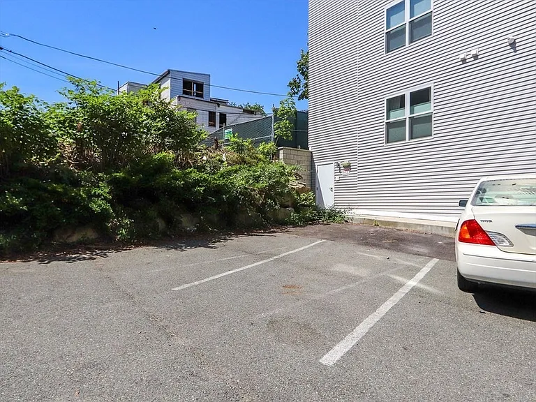 201 K St #4 — Photo 22