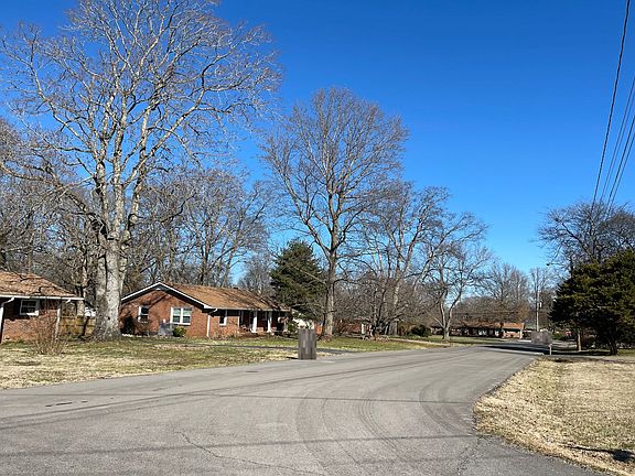 4th image of 1814 Graybar Ln