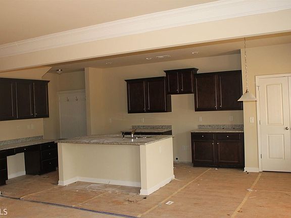 3rd image of 2145 Grant Ave #325
