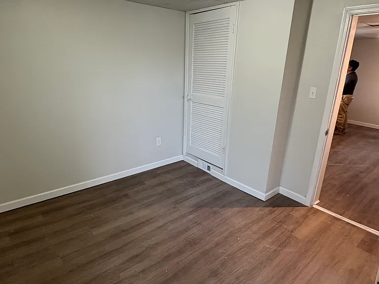 281-283 Beaver St #3 — Photo 11