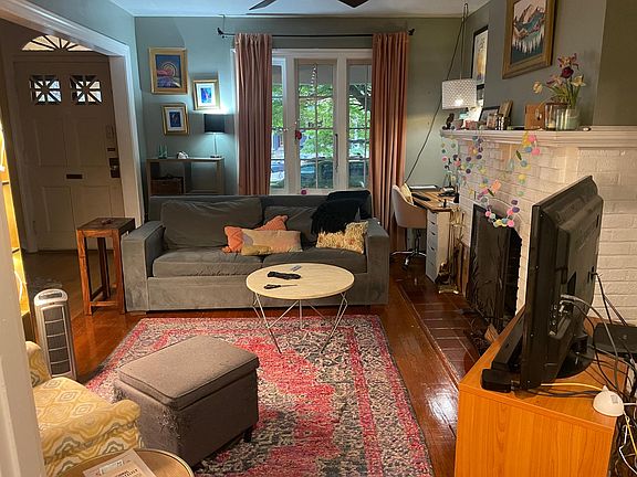 3rd image of 3425 Ellwood Ave