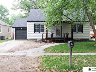 1318 N Kiplinger Ave, York, NE, 68467