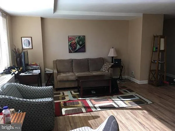 1012 Arlington Blvd #548 — Photo 6