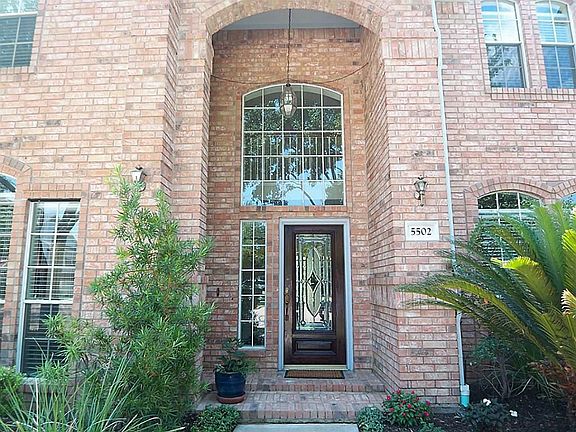 2nd image of 5502 Island Breeze Dr