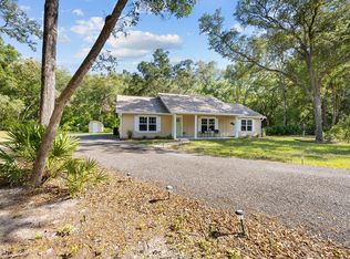 17121 NW 82nd Ter, Fanning Springs, FL 32693