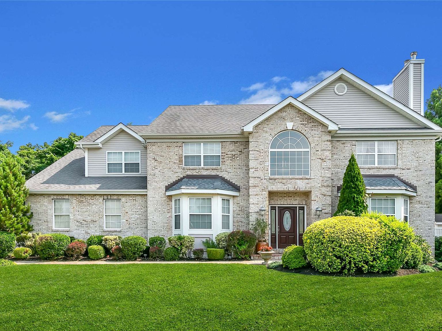 11 Pleasant View Court, Hauppauge, NY 11788 Zillow