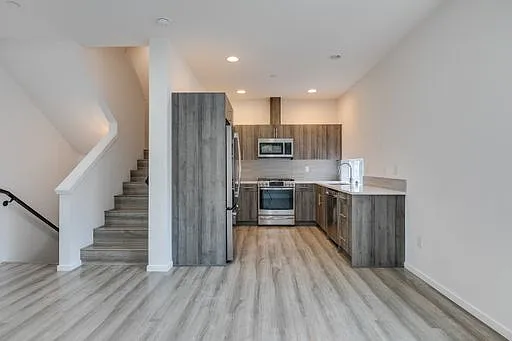 3216 15th Ave W #D — Photo 12