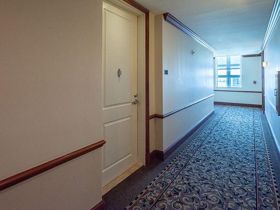 5th image of 403 S Sapodilla Avenue #819