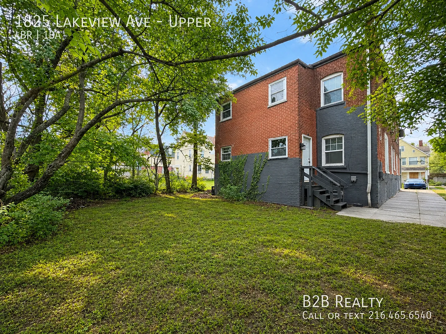 Charming 4-Bedroom Unit in Prime Location — Photo 3