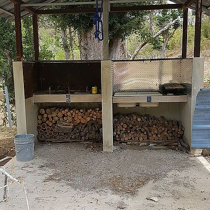 Outdoor wood stove kitchen 