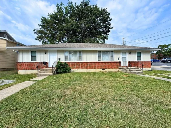 606-608 Cleburn St, Warrensburg, MO 64093