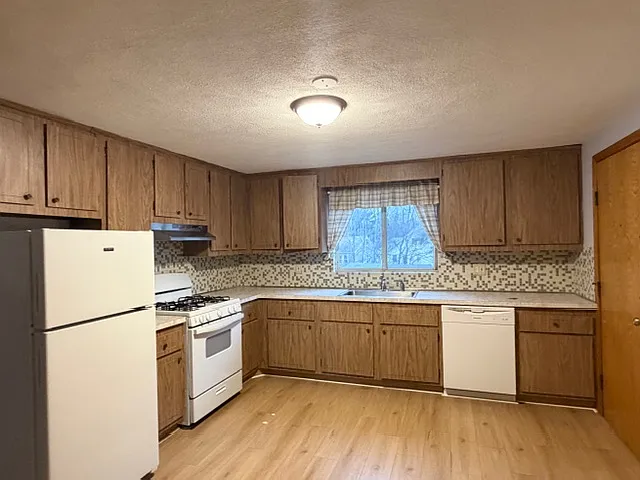 Building Photo - 55 South St #1