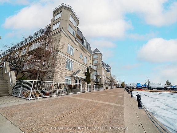 3rd image of 32 Stadium Rd #335