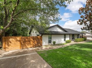 1132 Western Oaks Dr, Woodway, TX 76712
