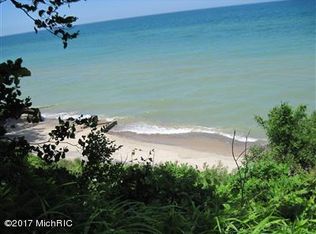 4672 Notre Dame Ave, Stevensville, MI 49127