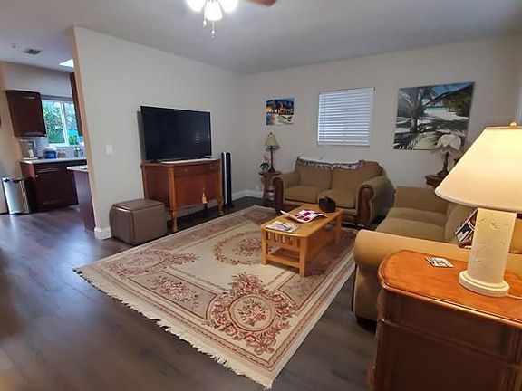3rd image of 701 SE 1st St