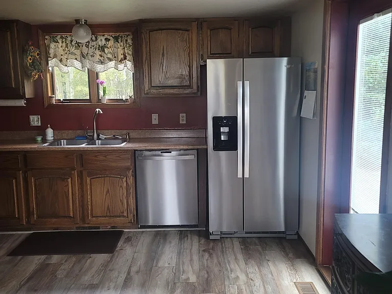 186 Lake View Cir E — Photo 8