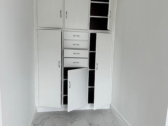 2nd image of 82-74 160th St Floor 1