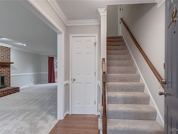 4th image of 2808 Broadford Ln
