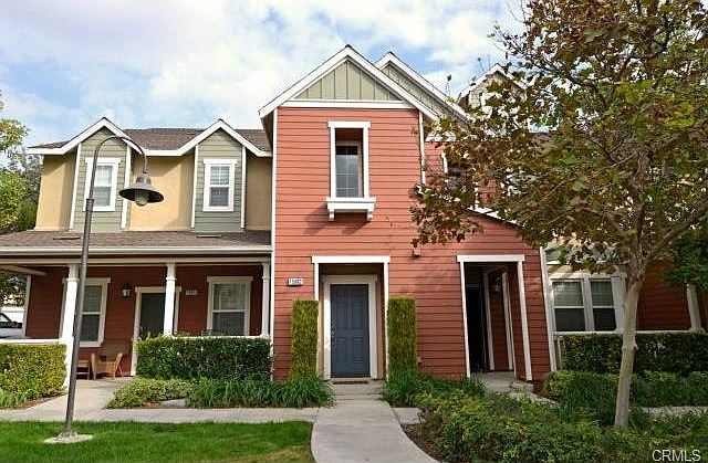 1st image of 15862 Fountain Ln