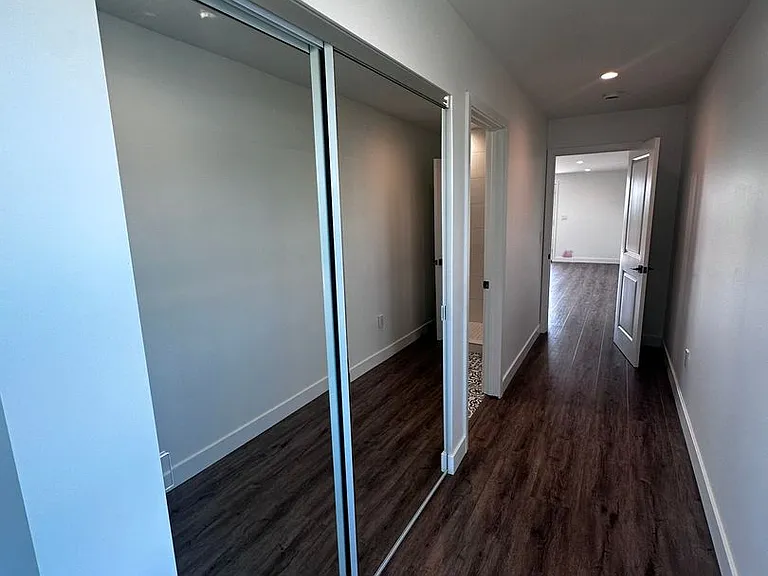 611 Silver Strand Blvd — Photo 60