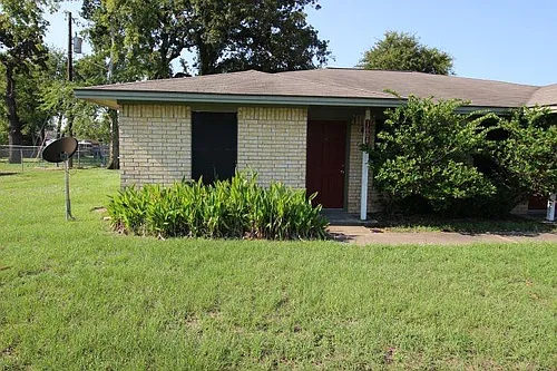 1604 Anderson St Photo 1