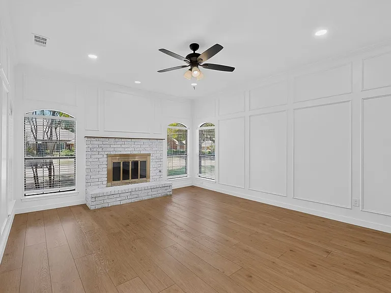 3933 Alto Ave — Photo 3