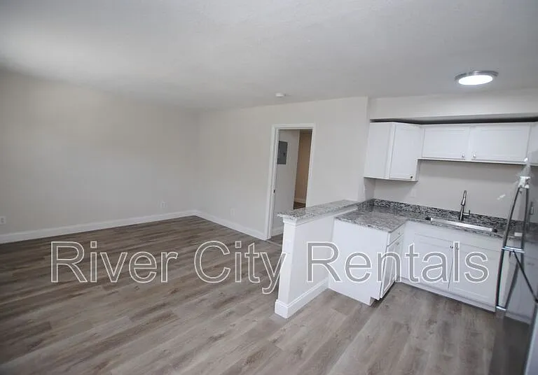 2975 Dellwood Ave #3 — Photo 4