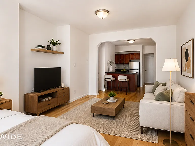 8 Jones St #2B — Photo 1