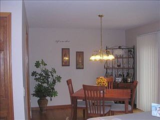 3rd image of 425 E Braeburn Dr