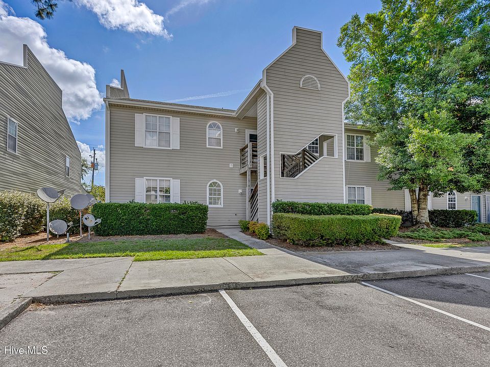 1st image of 733 Bragg Drive Apt A